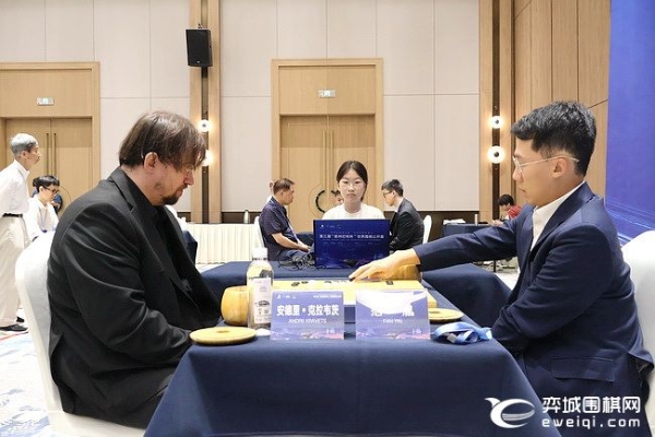 衢州烂柯杯首轮女将唐嘉雯力克沈沛然 第二轮对阵