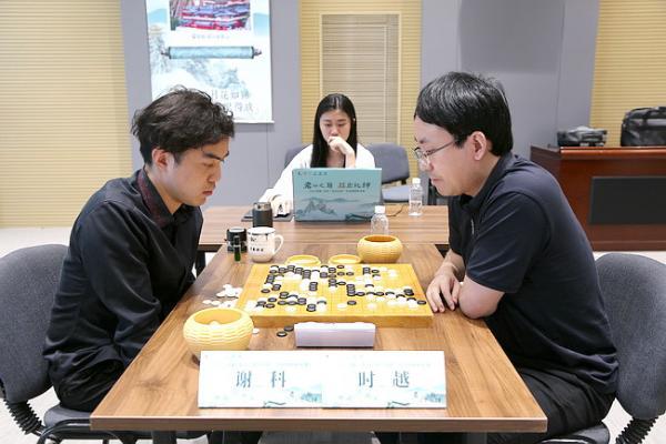 棋圣战时越李轩豪杨鼎新出局 芈昱廷丁浩等晋级八强