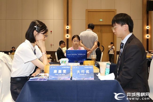 辜梓豪擒卞相壹 丁浩逆转姜东润 16强中国占14席