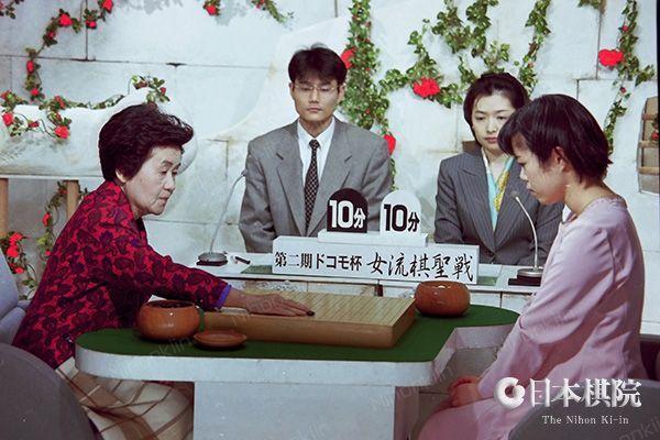 98岁杉内寿子宣布退役 成为首位日本女性九段棋手