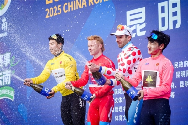 环湖逐风，决胜春城！滇池之畔见证荣耀收官 