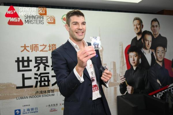 世界斯诺克与卡卡沃达成全球独家合作,推出官方斯诺克球星收藏卡 