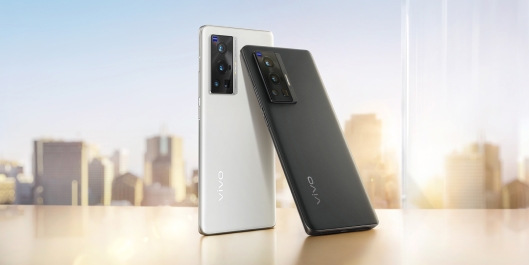 vivo感恩季，超值焕新机 vivo X70系列购机专享双重礼