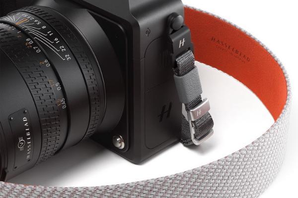 哈苏推出原厂附件 覆盖相机背带、滤镜