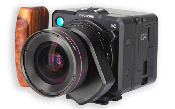 Phase-One-150MP-medium-format-fixed-Rodenstock-HR-Digaron-S-23mm-f5.6-lens-camera-550x408.jpg