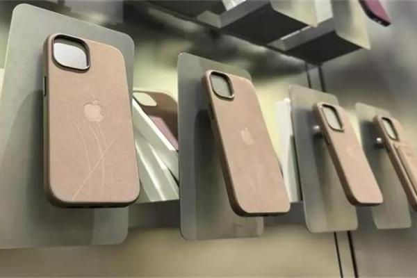 质量太差被狂喷！iPhone15系列新材料手机壳千万别买！