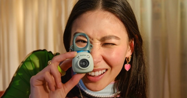 The-Fujifilm-Instax-Pal-is-a-Palm-Sized-Camera-Thats-Instax-in-Name-Only-1536x806.JPG