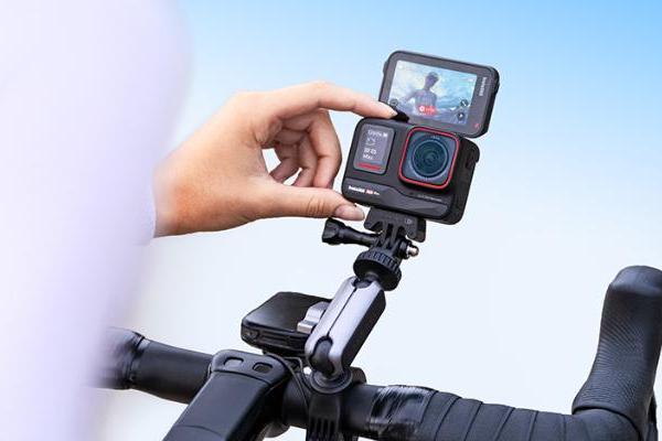 影石Insta360 Ace Pro运动相机正式发布 徕卡镜头兼有翻转屏设计