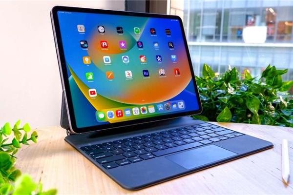 苹果首款OLED iPad Pro终于要来了，但屏幕可能会面临抽奖