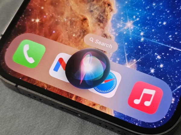 消息称 iOS 18首批AI功能将完全实现端侧运行