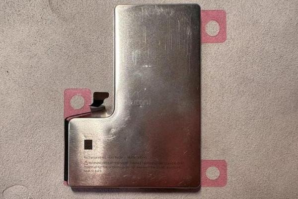 分析师郭明錤表示 新款iPhone电池采用金属外壳