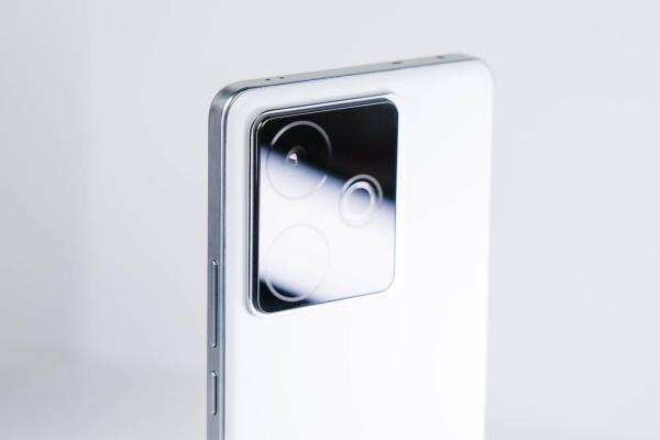 真我GT7评测：性能+续航双冠王 顶级机圈鲇鱼