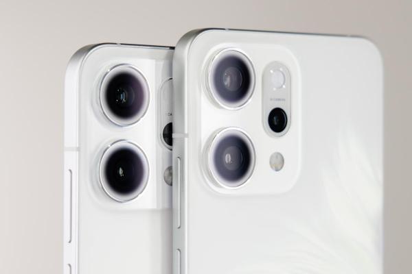 OPPO Reno14系列「人鱼姬」图赏：流光幻影工艺打造幻彩鱼尾