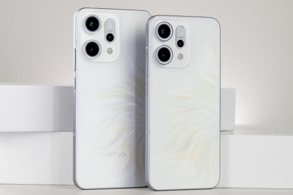 OPPO Reno14系列「人鱼姬」图赏：流光幻影工艺打造幻彩鱼尾