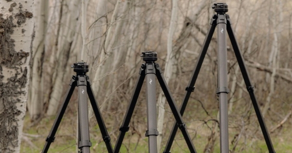 Peak-Design-Launches-Three-New-Tripods-Pro-Pro-Lite-and-Pro-Tall-1536x806.JPG