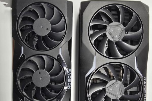 AMD胎死腹中的顶级显卡——“7990 XTX”散热器曝光，3x8Pin供电