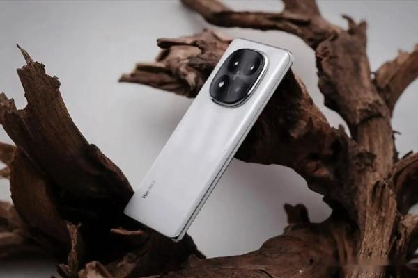 Redmi Note 15 Pro将于本月和大家见面：或是史上最耐摔