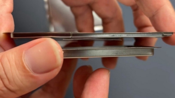64593-134572-000-lead-iPhone-17-Air-battery-xl.jpg
