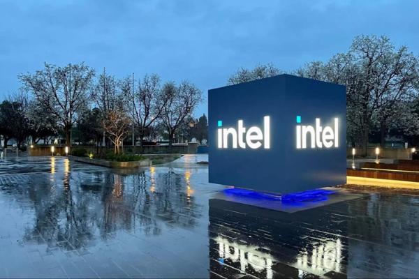 英特尔未来4年CPU路线图曝光：与NVIDIA合作研发GPU，冲击100核