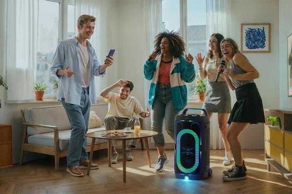 广场舞迎来复兴？三星高调推出Sound Tower系列音箱