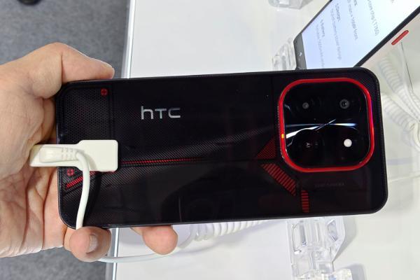 手机界“南极人”？HTC展示多款Wildfire系列新机