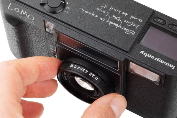 lomo-mca__black__aperture__on-white-1536x1024 (1).jpg