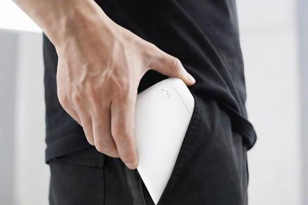 不止手机折叠！首款折叠屏游戏掌机也要来了