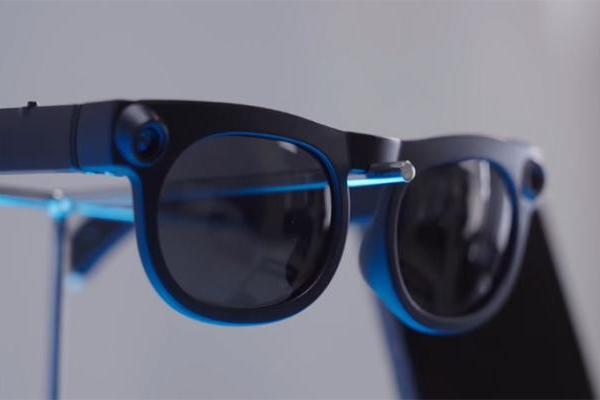 国内首款AI助盲眼镜亮相！瞳行科技为视障群体打造第二视觉