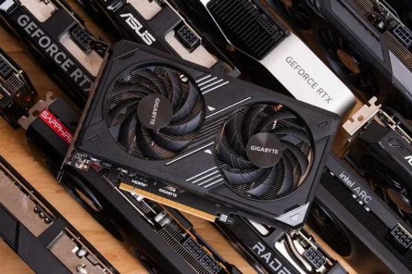 一夜涨价500美元还被砍单，显卡市场“杀疯了”