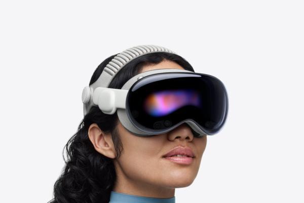 发布两年半之后 Vision Pro仍持续遇冷