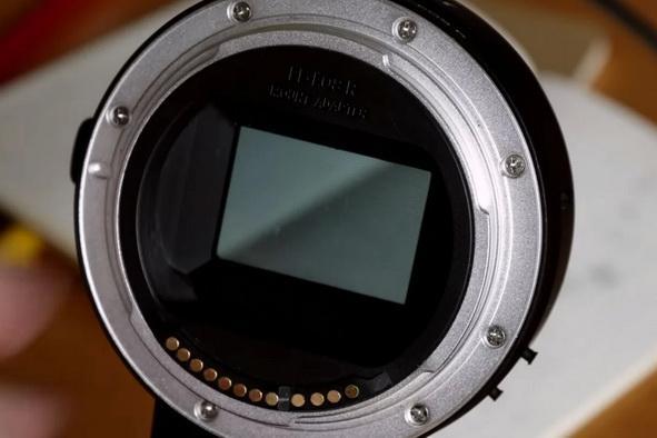 来自新西兰建筑工人脑洞，把液晶屏变成相机光圈