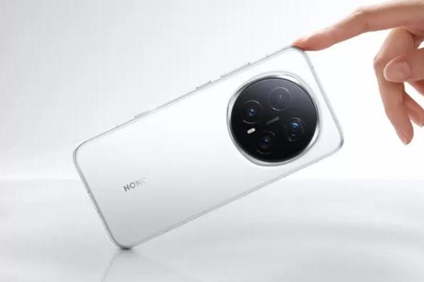 涨幅或超千元，消息称2026年中国手机市场或全面普涨