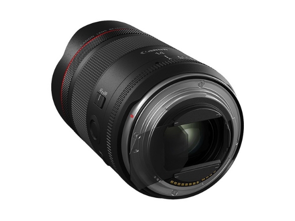 Canon-RF14mm-F1-4-L-VCM_showing_slot-in_rear_filter.jpeg
