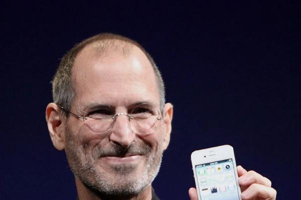 竟有库克同款，果粉或明年能买到苹果智能眼镜