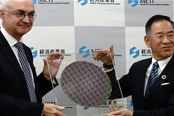 日本Rapidus叫板台积电：砸3兆日元，1nm将仅落后半年