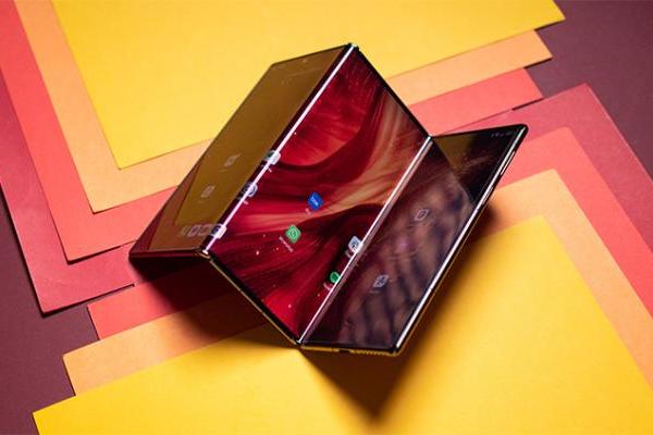继续放大招！华为Mate XT 2三折叠或采用新形态，搭载新旗舰芯片