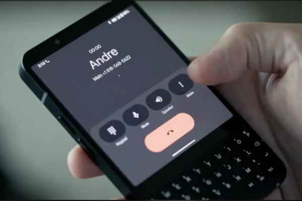 黑莓粉丝狂喜！全球最小的5G全键盘手机，Minimal Phone 2发布