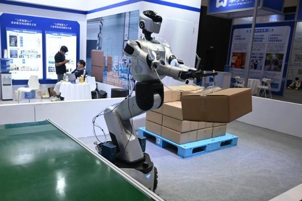 海量机器人占据CICE 2026 C位：从静态演示进化到生活陪伴