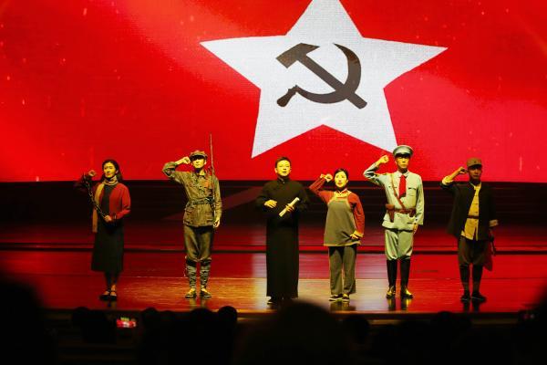 深圳龙岗举办庆祝中国共产党成立100周年文艺演出