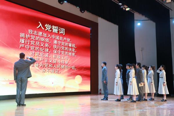 公共 | 陕西：用红色文化激励青春之我 用红色基因坚定青春之奋斗