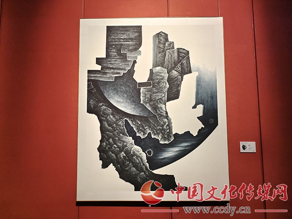 “墨道之维：姬子绘画展”在山东美术馆开展
