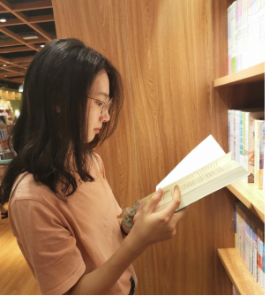 阅读 | 从“捧书”到“读屏”，数字点燃读书热情