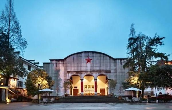 在绚烂菊海中，拥抱金秋安徽醉美风景