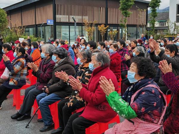 公共 | 成都市彭州市“走基层”文化演出惠及超40000群众