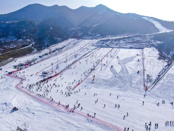 博野县白塔滑雪场图片
