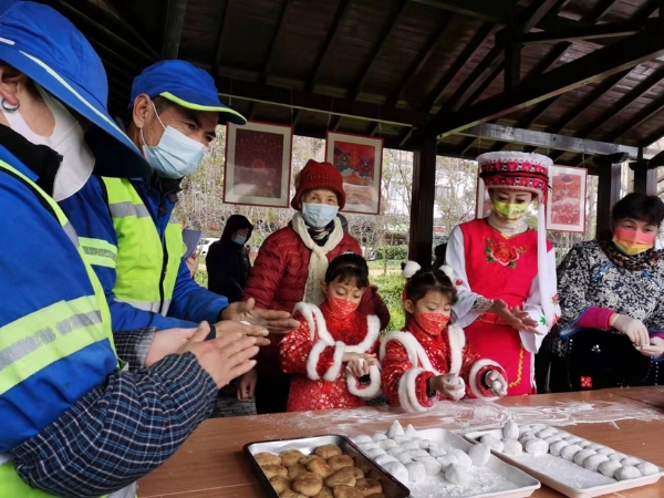 公共 | 包汤圆做塌饼 龙腾狮跃闹元宵