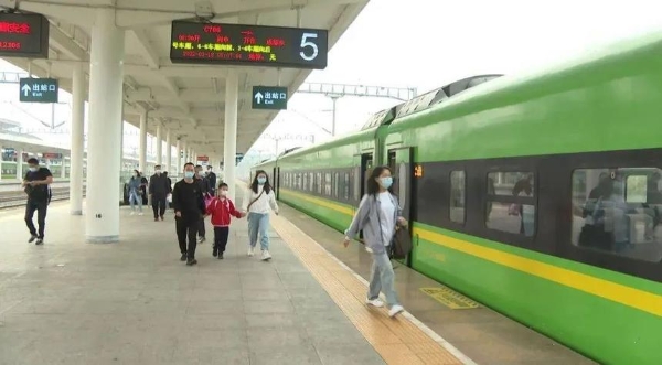 旅游 | 四川“阆中古城”号定制旅游列车开通