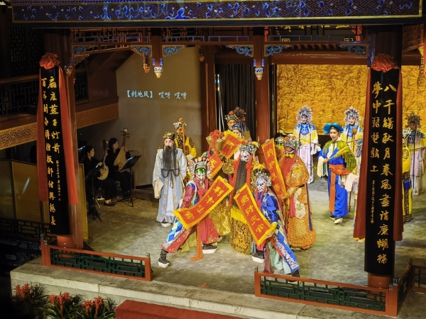 艺术 | “会馆有戏”之正乙祠风采重焕