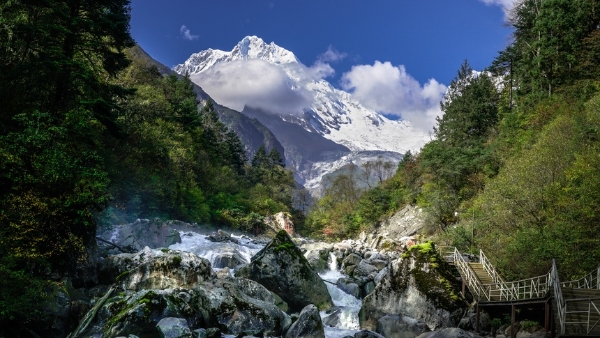 中国旅游日 | 海螺沟喊山节，解锁贡嘎山初夏新玩法