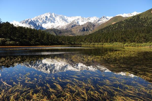 中国旅游日 | 海螺沟喊山节，解锁贡嘎山初夏新玩法